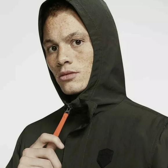 Nike Therma LeBron Strive for Greatness Jacket - Picture 13 of 15